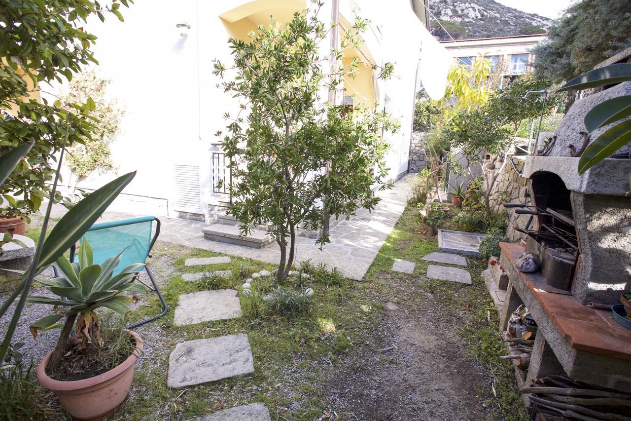 Appartamento Pomonte La Posta - Goelba Εξωτερικό φωτογραφία